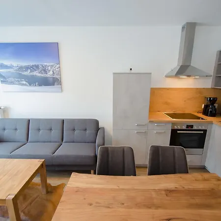 Summer & Winter Fun By In One Apartment Zell am See
