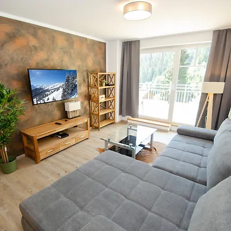 Summer & Winter Fun By In One Apartment *