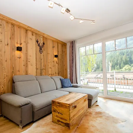 سمر آند وينتر فان باي أوول إن وان أبارتمنتس *