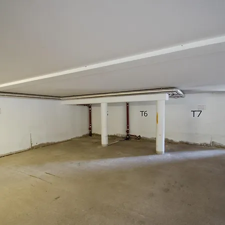 سمر آند وينتر فان باي أوول إن وان أبارتمنتس