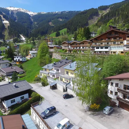 Summer & Winter Fun By In One Incl Summer Card Apartament