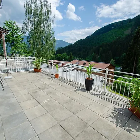 شقة سمر آند وينتر فان باي أوول إن وان أبارتمنتس زيل أم سي