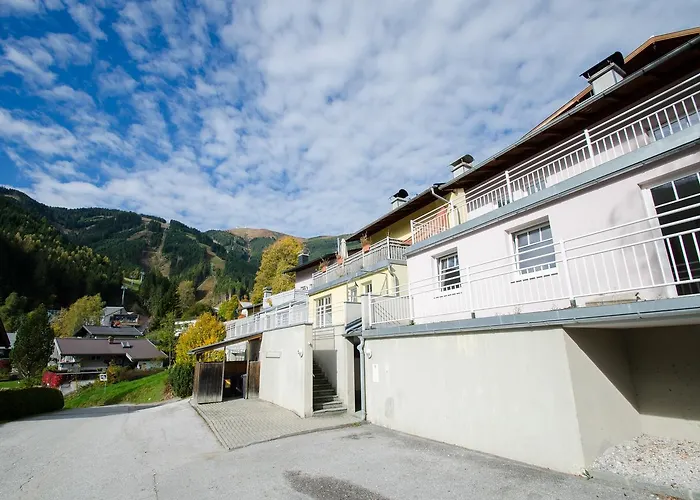 Summer & Winter Fun By In One Incl Summer Card *